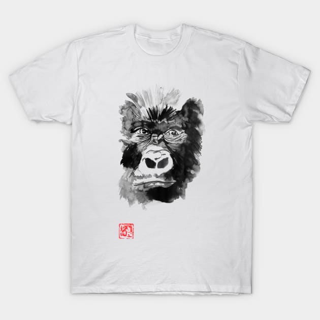 gorilla face T-Shirt by pechane